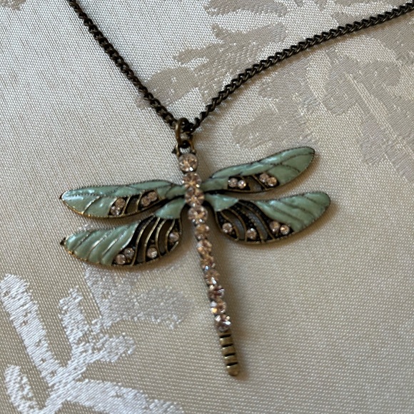 Costume Dragonfly Necklace - Picture 5 of 5